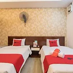 Reddoorz @ Pham Ngu Lao Street 3