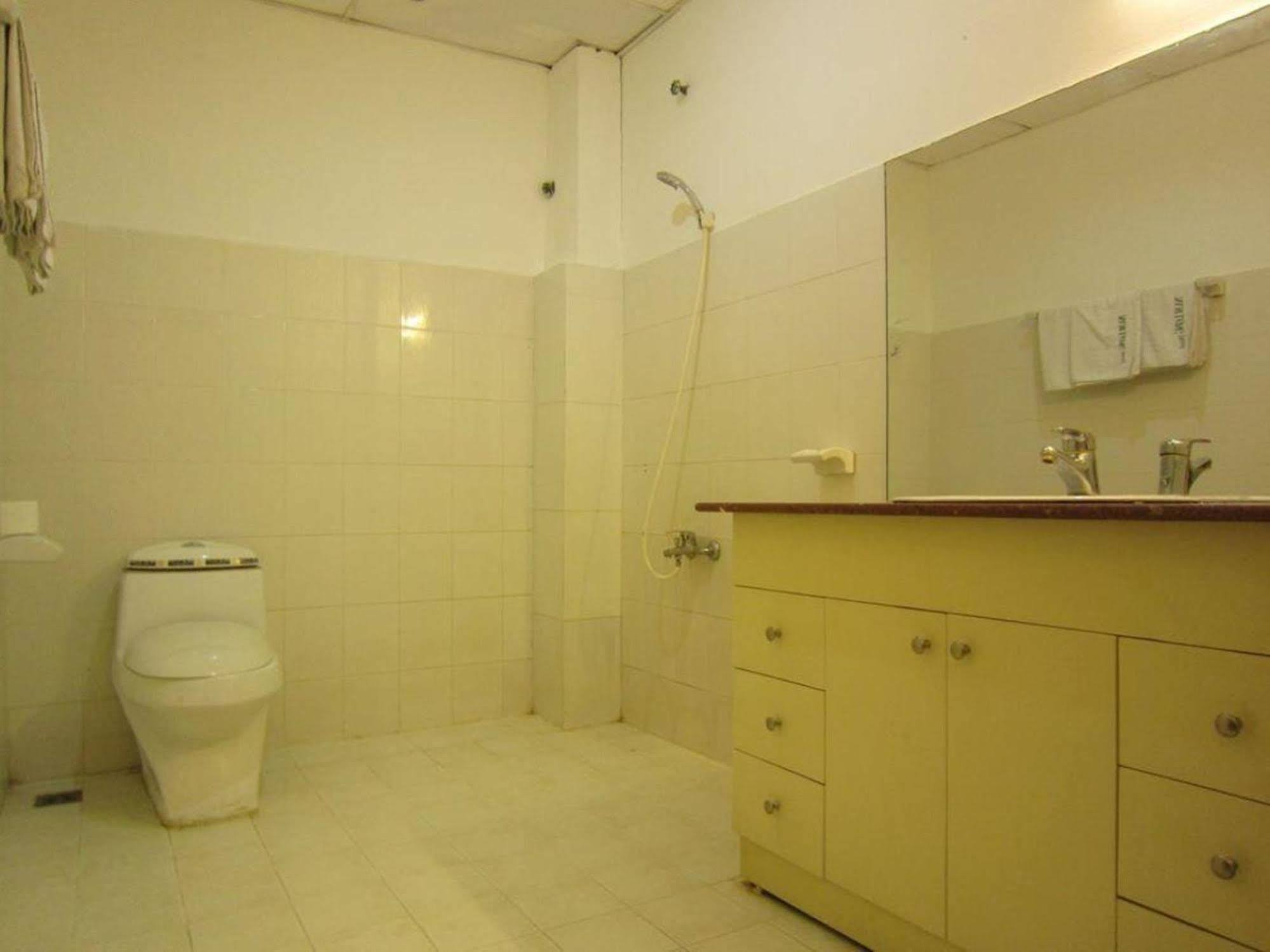 Hotel Reddoorz @ Pham Ngu Lao Street 3 2*