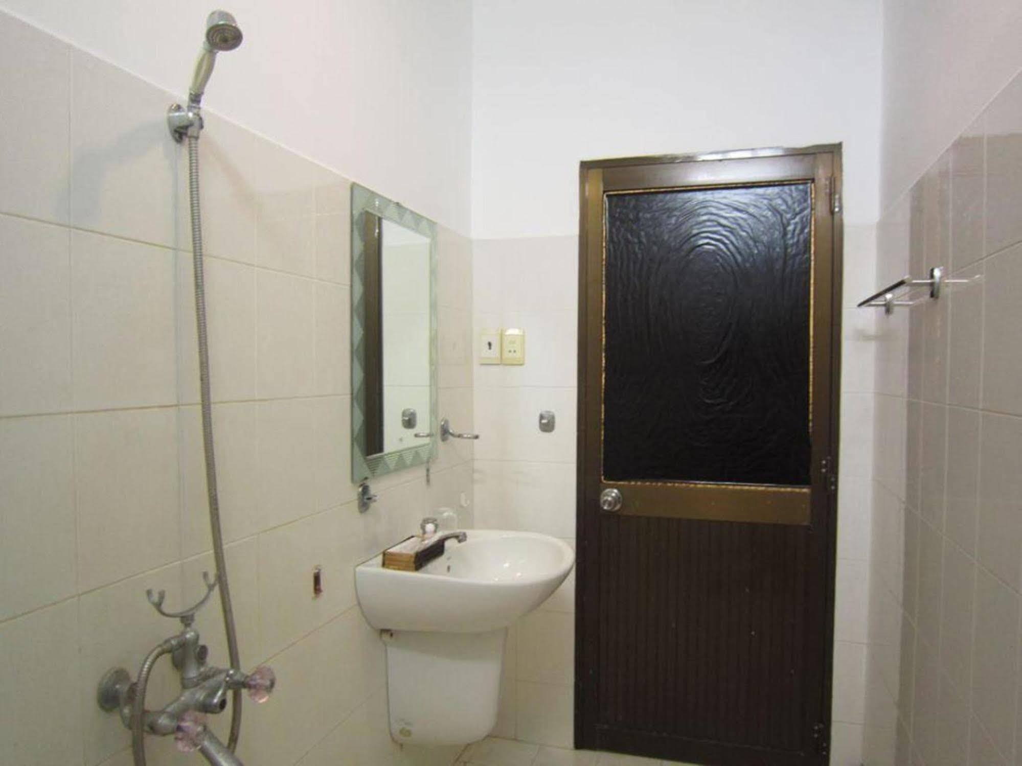 Reddoorz @ Pham Ngu Lao Street 3 2* Ho Chi Minh City